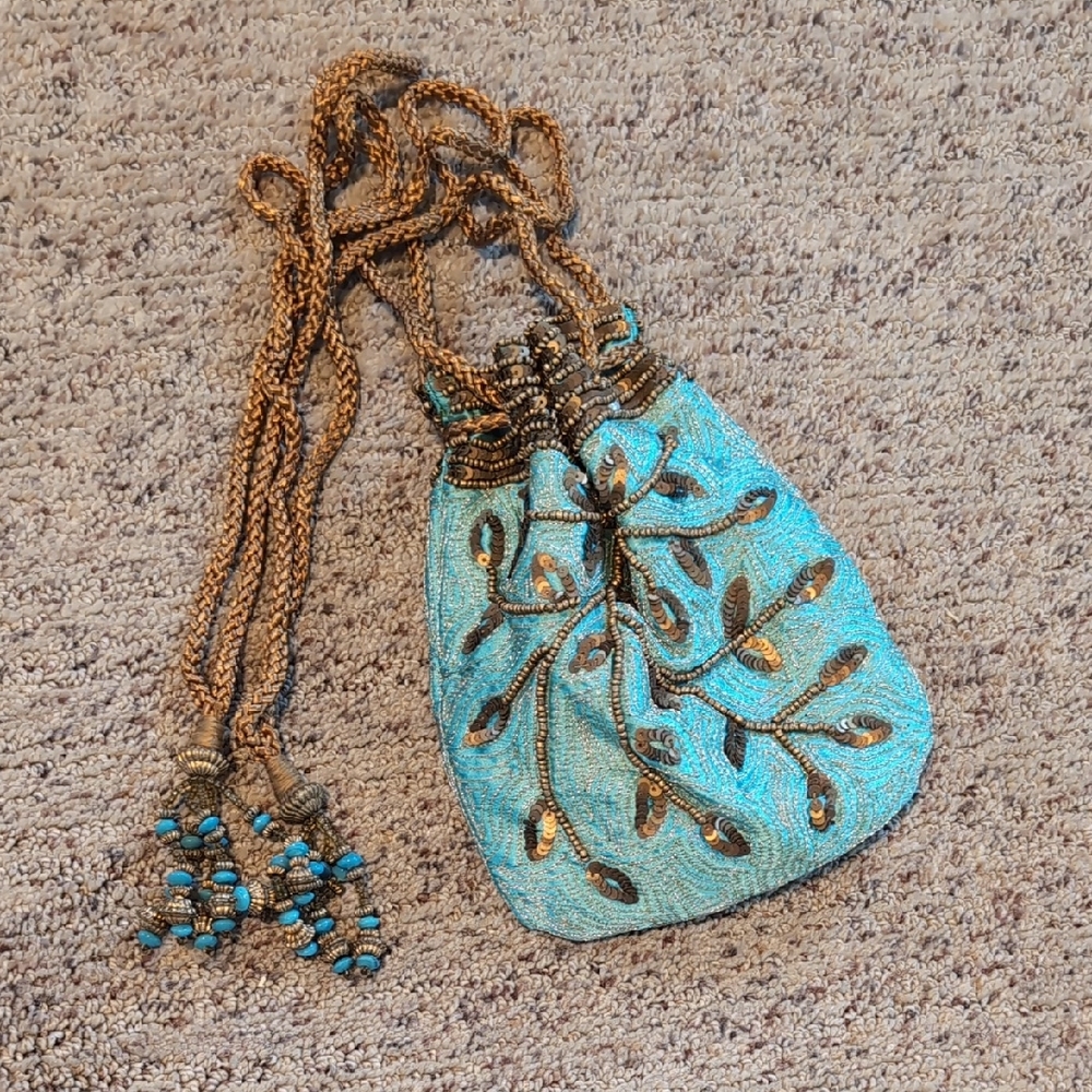 Volum Satin Beaded Pouch in Blue